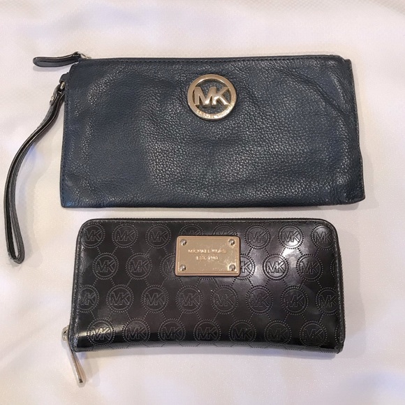 Bundle Michael Kors Black Leather Wallet and Blue Leather Wristlet - Picture 1 of 10